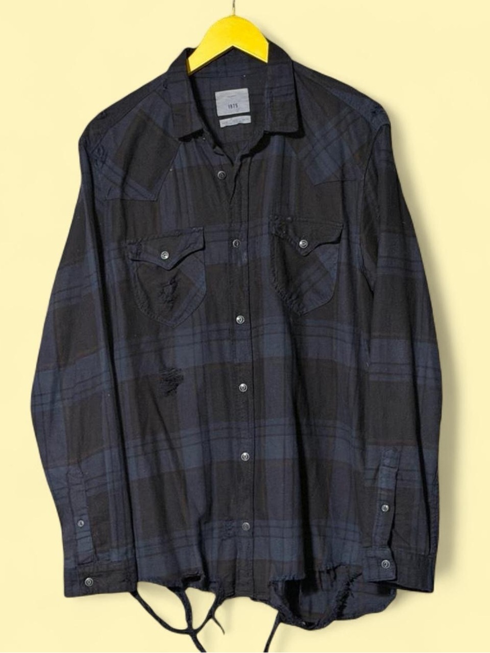 1975 plaid button-up shirt with frayed hem and sleeves Size XL